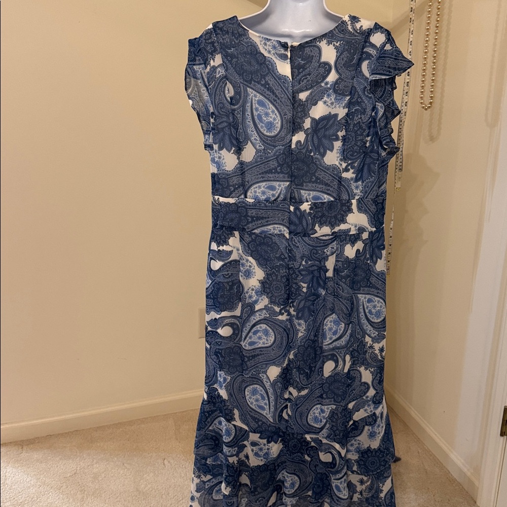 Tommy Hilfiger paisley dress - Picture 10 of 12
